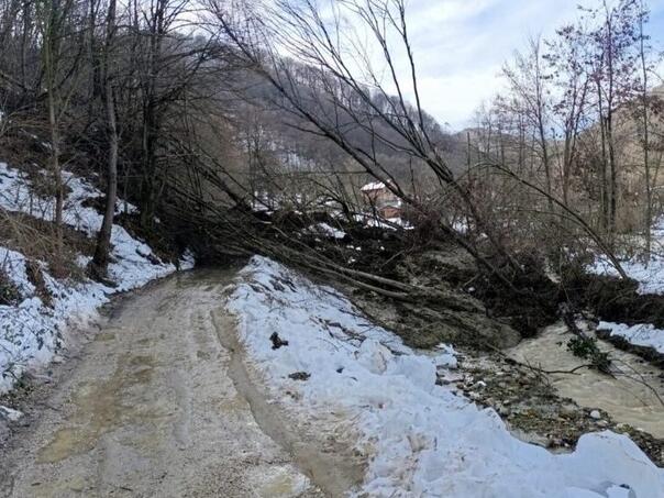 Saniran put u dijelu Brčkog koji je bio zatrpan klizištem