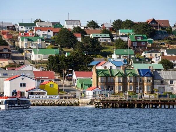 Carine ne pogađaju samo velike: Primjer Foklandskih ostrva