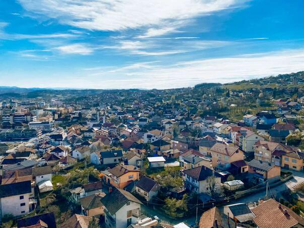 Doboj danas najtopliji sa 22 stepena, sutra u BiH sunčano, temperature do 23 stepena