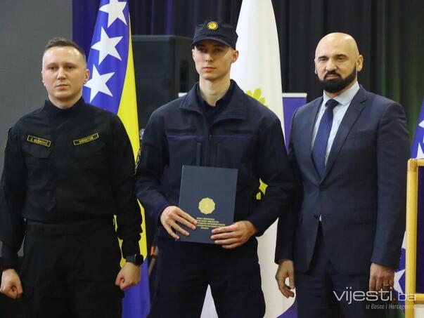 Promovisana 44. generacija kadeta MUP-a ZDK i USK