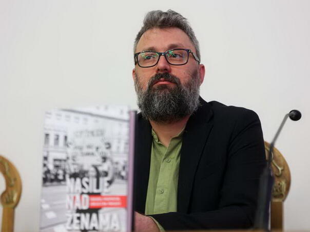 Na UNSA predstavljena knjiga ‘Nasilje nad ženama: Diskursi, perspektive, lekcije iz bh. povijesti’