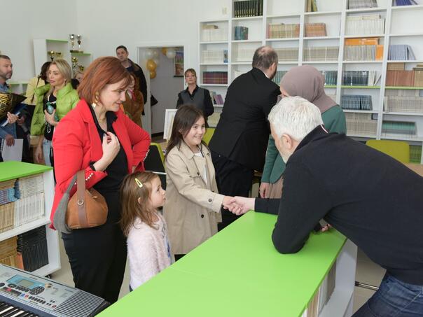Nova biblioteka u Osnovnoj školi “Mehmed-beg Kapetanović Ljubušak”
