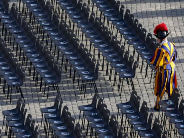 Poseban raspored sjedenja na sahrani papi Franji: Prednost Argentini i Italiji