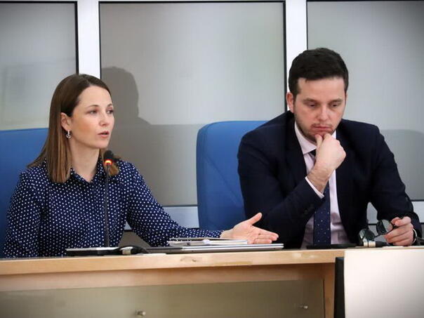 Premijer Uk i ministrica Softić Kadenić okupili načelnike i počeli politički dijalog o uređenju KS