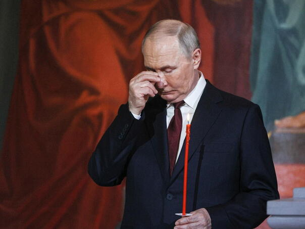 Putin proglasio “primirje” pa otišao na misu