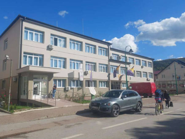 U Goraždu uhapšena jedna osoba, pronađena droga u automobilu