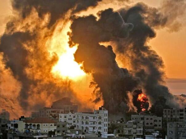 U novim izraelskim napadima ubijena 92 Palestinca, ukupan broj poginulih 51.157