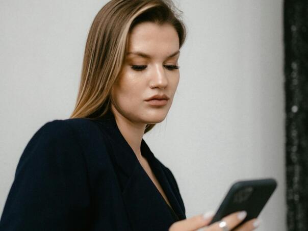 Znate li šta je ‘fexting’? Nova prijetnja za vaše emocije