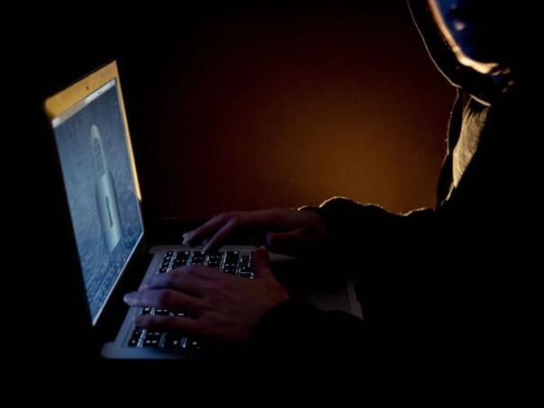 Razbijena mreža pedofila u Francuskoj: Sveštenik jedan od 55 uhapšenih