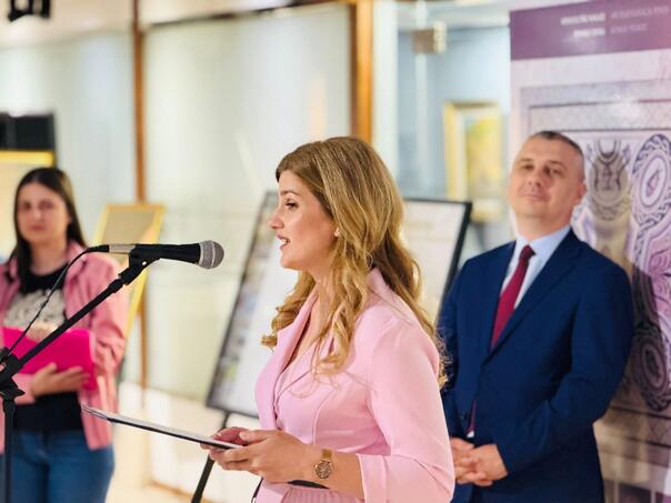 U Brusa bezistanu otvorena izložba o Stocu, živopisnom gradiću s dušom