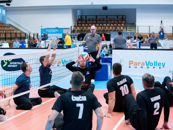 Bh. sjedeći odbojkaši pobjedom nad Latvijom zaključili prvi dan Evropskog prvenstva