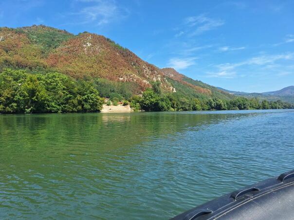 Naložena obdukcija tijela pronađenog na obali rijeke Drine