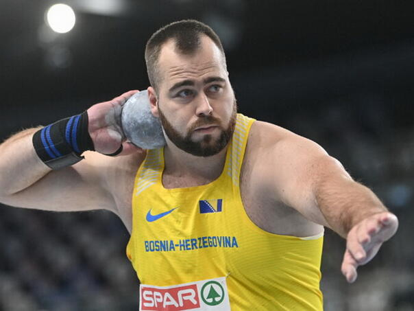 Pezer najbliži medalji, Garić istrčala lični rekord prvog dana Balkanijade u Volosu