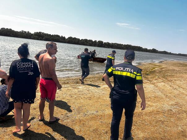 Otac spašavao suprugu i bebu, pa ih progutala voda