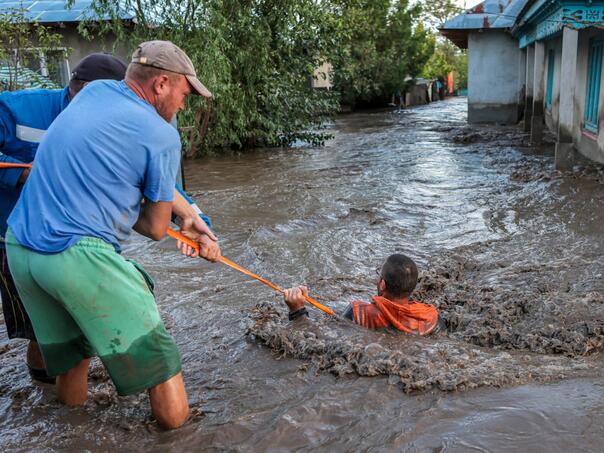 Troje poginulih u velikim poplavama na istoku Rumunije