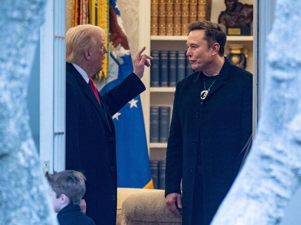Trump: Tužno je gledati kako Elon potpuno gubi kontrolu