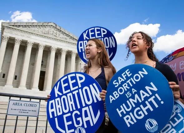 Većina Amerikanaca i dalje podržava pravo na pobačaj