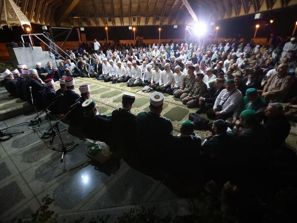 Vjerski program u Potočarima: Ovdje smo u sjećanju na neotuđive ljudske vrijednosti