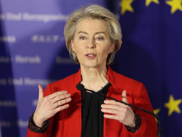 Von der Leyen pod pritiskom: Evropska komisija propustila rok da uloži žalbu u slučaju “Pfizergate”