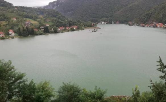 Tijelo Srbijanca pronađeno u jezeru u BiH