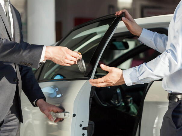 Ako kupujete polovan automobil obavezno provjerite ovih 5 stavki