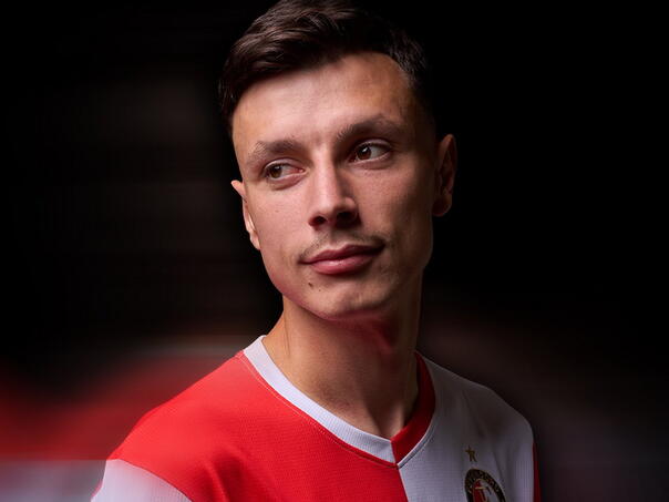 Anel Ahmedhodžić potpisao za Feyenoord!