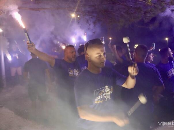 BH Fanaticosi priredili paklenu atmosferu uoči Španije