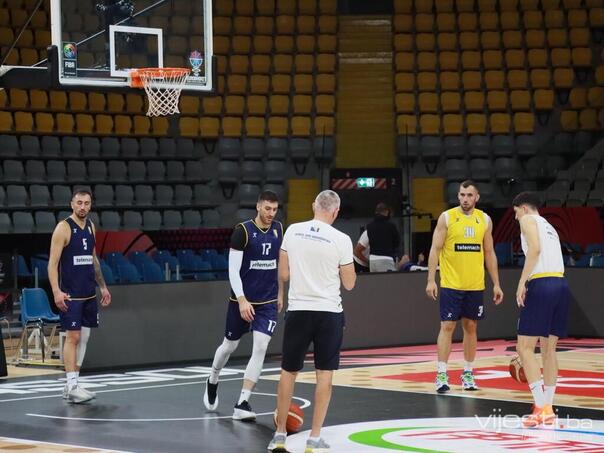 Bili smo na treningu Zmajeva: Pripreme za Španiju u punom jeku