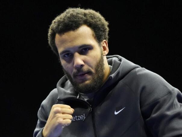 Britanski “Mike Tyson” nokautirao bivšeg izazivača za manje od dvije minute