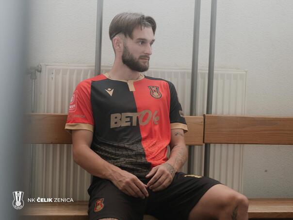 Čelik ispunio dugo očekivani san: Stigao rođendanski dres