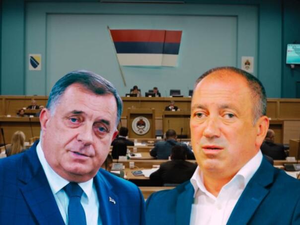 Crnadak: Laž je da Dodika treba čekati na izborima, zabranjeno mu je…