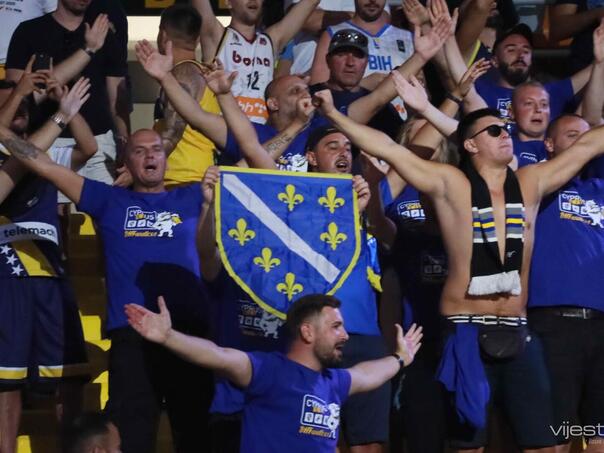 Foto: BiH kao na domaćem terenu, tribine u žuto-bijelim bojama