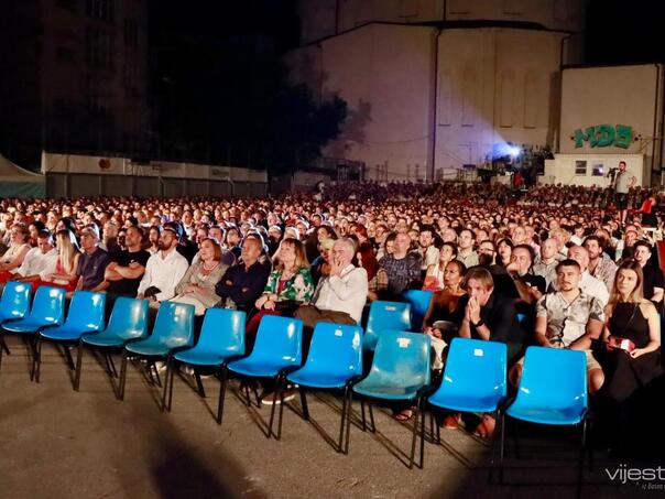 SFF otvoren premijerom filma Paviljon, prizori oduševljavaju