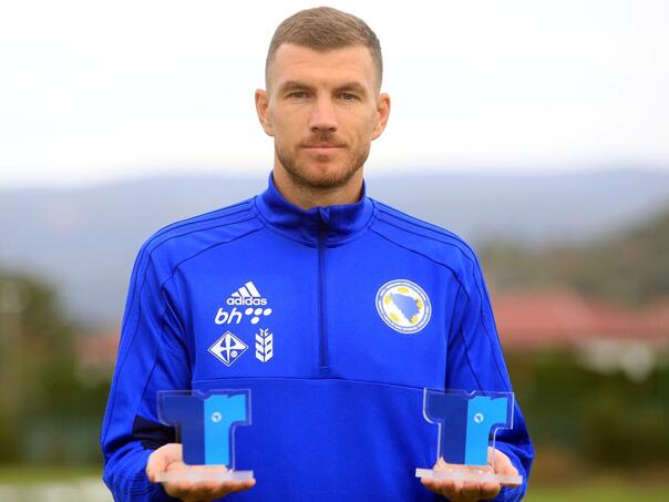 Ispunjena želja: Džeko će u Fiorentini nositi broj devet