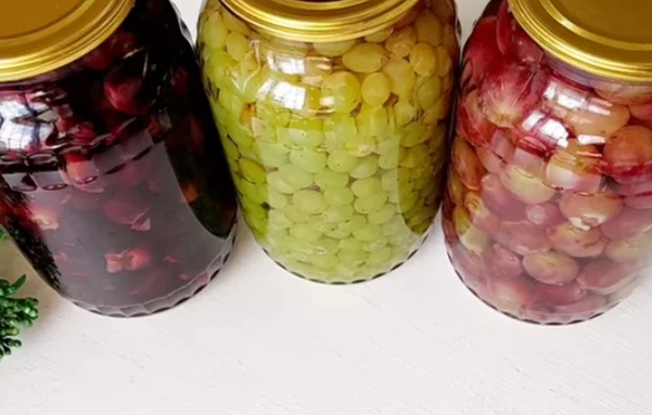 Ljuto grožđe: Zimnica kakvu još niste probali, a oduševit će vas