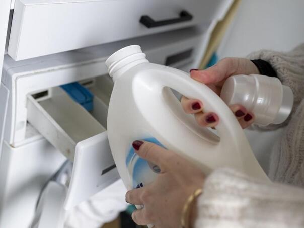 Ove tkanine ne perite s omekšivačem: Uništava ih i ostavlja tragove