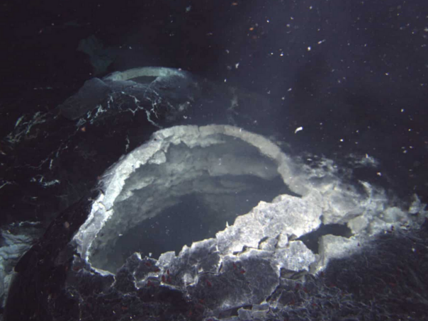 Podvodni vulkan veličine grada na ivici erupcije: Preko 2000 potresa