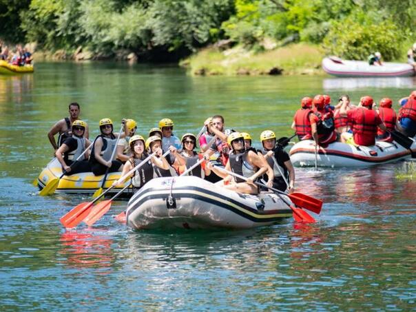 TreÄa Cazinska Unska regata: Sunce, smijeh i netaknuta priroda