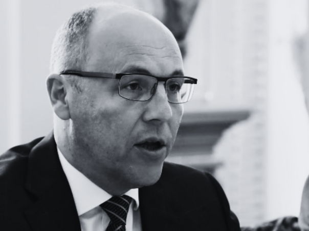 Ukrajinski političar upucan u Lavovu, ubica obučen kao dostavljač