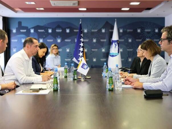 Grad Bihać i UNICEF jačaju saradnju u projektima zaštite djece