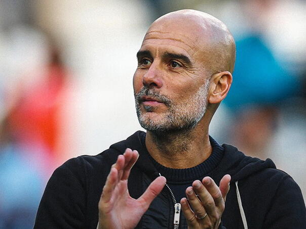 Guardiola usred derbija kod Arsenala zgrabio i poljubio četvrtog sudiju