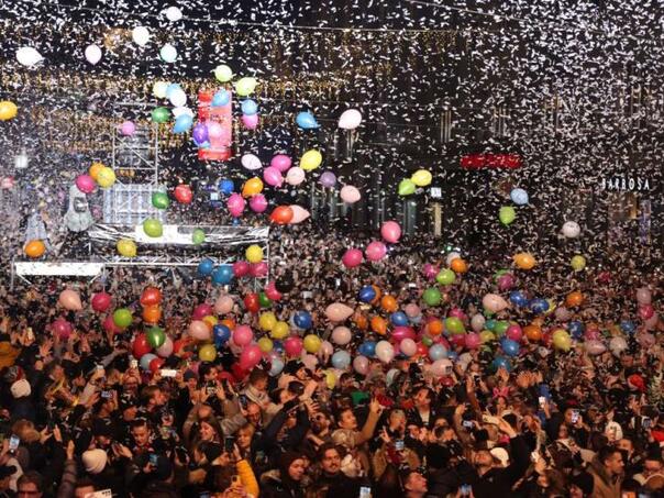 Ko će Sarajlije uvesti u Novu godinu? Pregovori sa Hankom Paldum, Jelenom Rozgom…