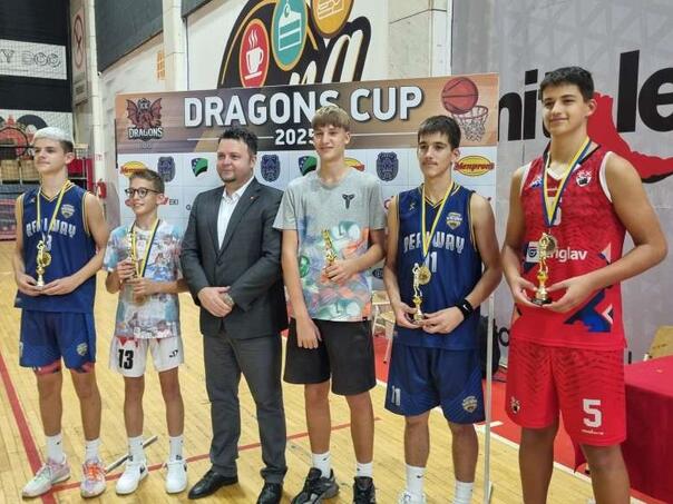 Košarkaši Realwaya osvajači Dragons Cupa u Tuzli