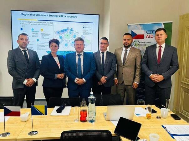 Ministarstvo poljoprivrede USK predstavilo dobre prakse tokom studijske posjete Češkoj