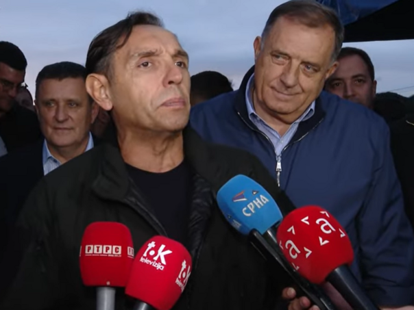 Narodno veselje na Manjači sa Vulinom i “predsjednikom slobodnih Srba”