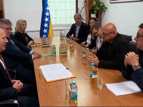 RTVFBiH traži izlaz iz složene finansijske situacije: Parlament FBiH obećao podršku