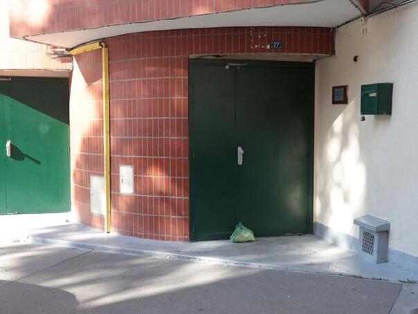 Srpski državljani ostavili svinjske glave ispred džamije u Francuskoj