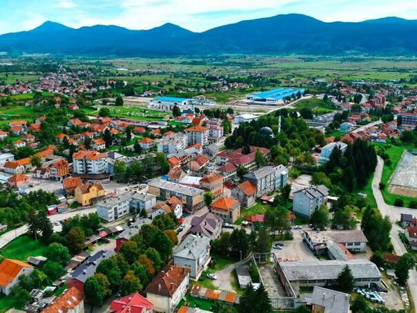 Tragedija kod Bosanskog Petrovca, maloljetnik izgubio život