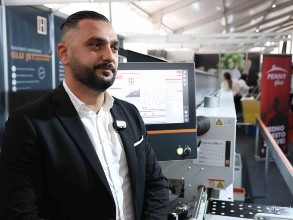 Video: Penny i HolzHer privukli veliku pažnju u Tešnju