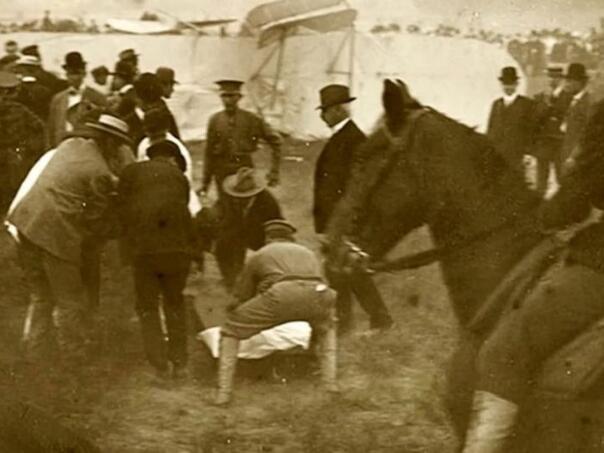 Znate li ko je prva osoba koja je poginula u avionskoj nesreći?